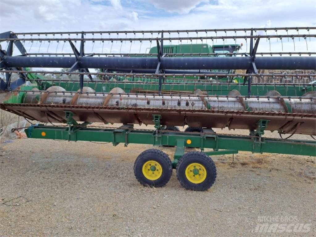 John Deere 620R Accessori per mietitrebbiatrici