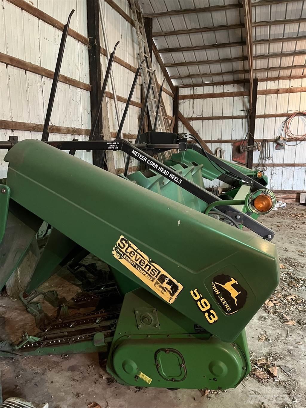 John Deere 693 Accessori per mietitrebbiatrici