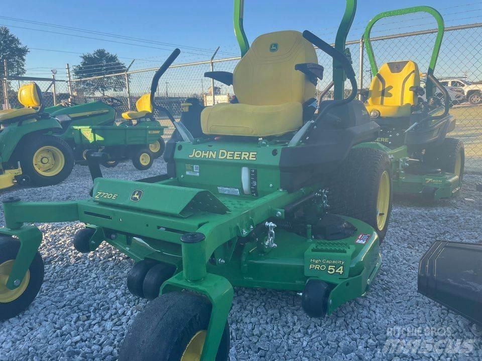 John Deere 720E Tosaerba zero turn