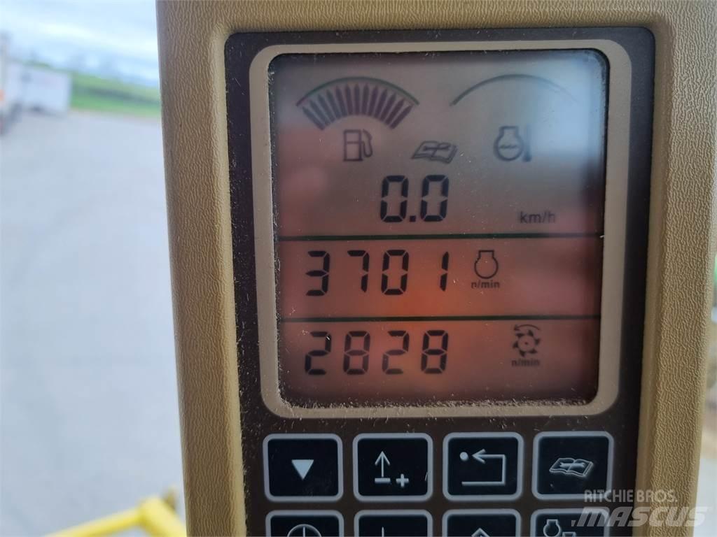 John Deere 7400 Falciatrinciatrici