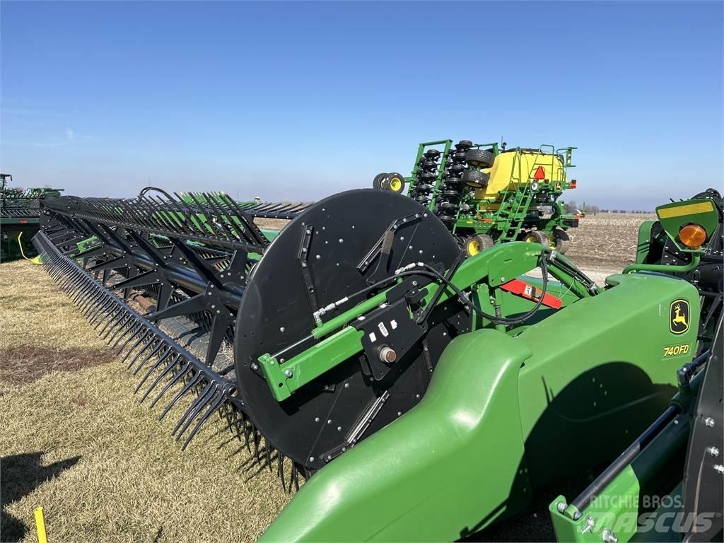 John Deere 740FD Accessori per mietitrebbiatrici