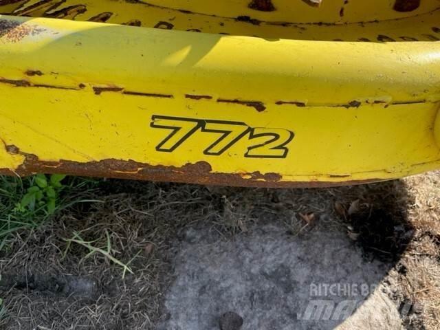 John Deere 772 Altri macchinari per falciare e trinciare
