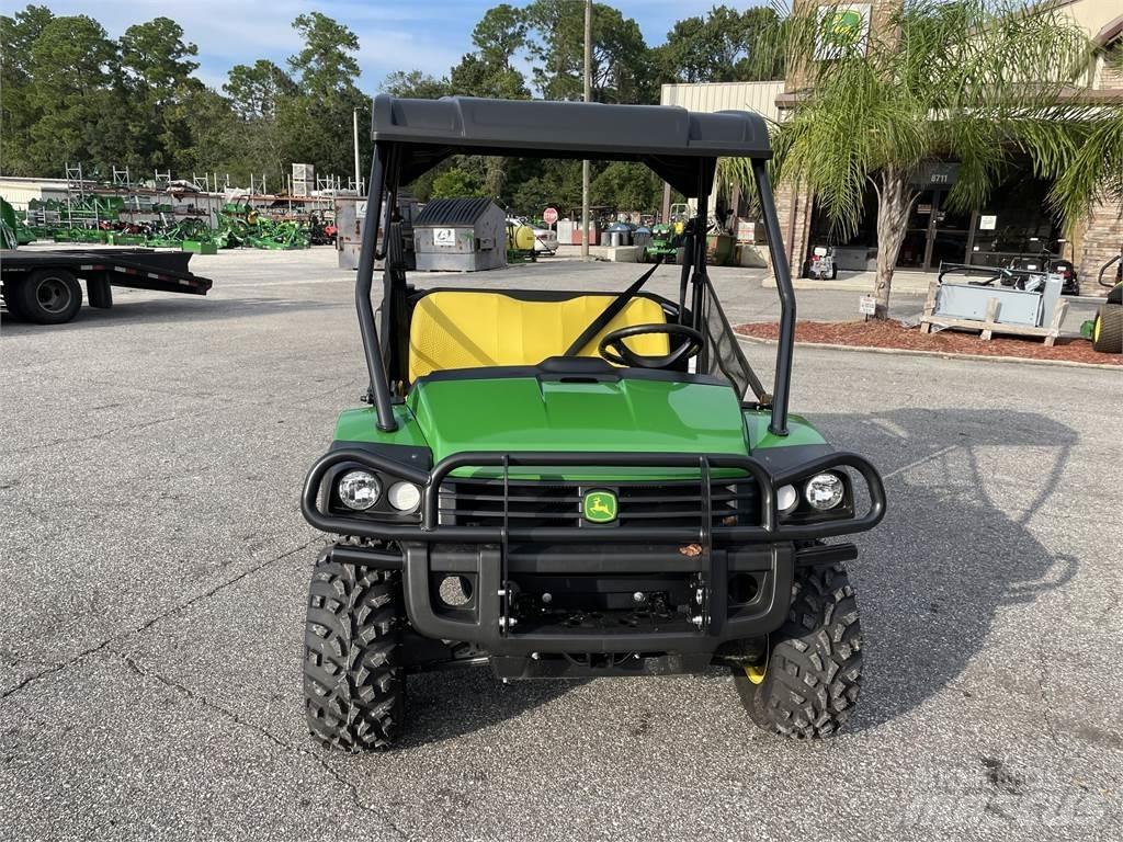 John Deere 815E Veicoli utilitari