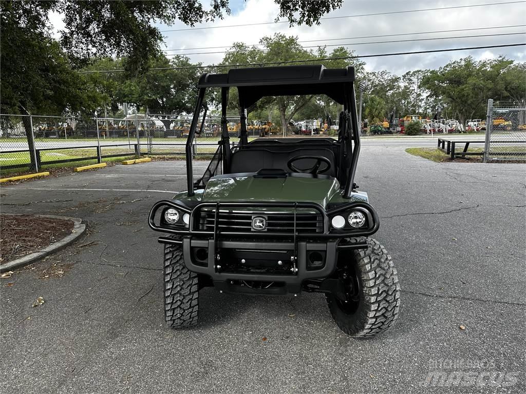 John Deere 825M Veicoli utilitari