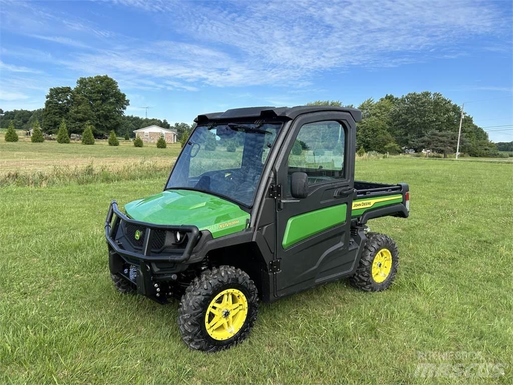John Deere 835M Veicoli utilitari