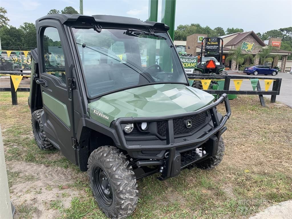 John Deere 835M Veicoli utilitari