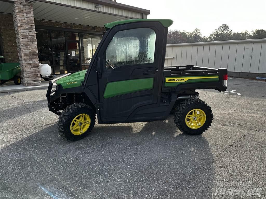 John Deere 835R Veicoli utilitari