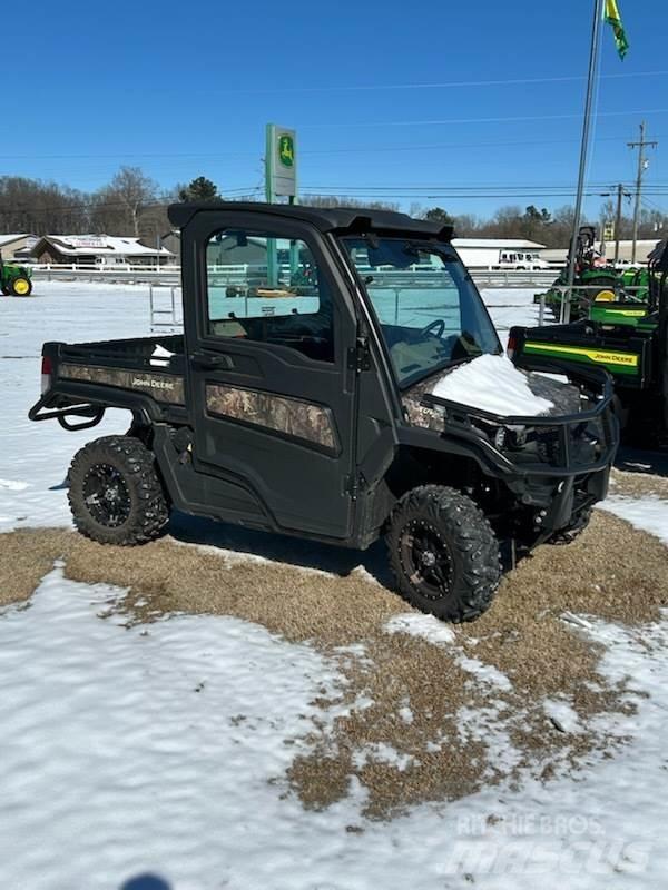 John Deere 835R Veicoli utilitari