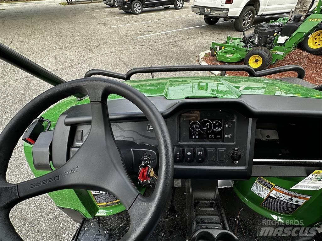 John Deere 855M Veicoli utilitari