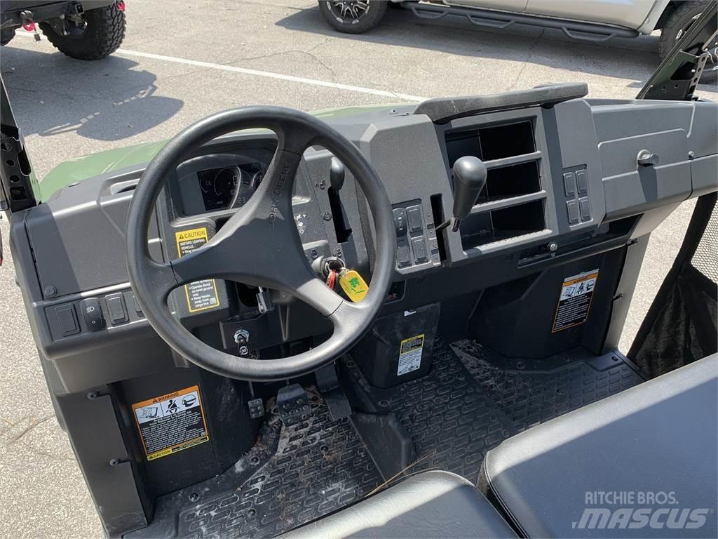 John Deere 865M Veicoli utilitari