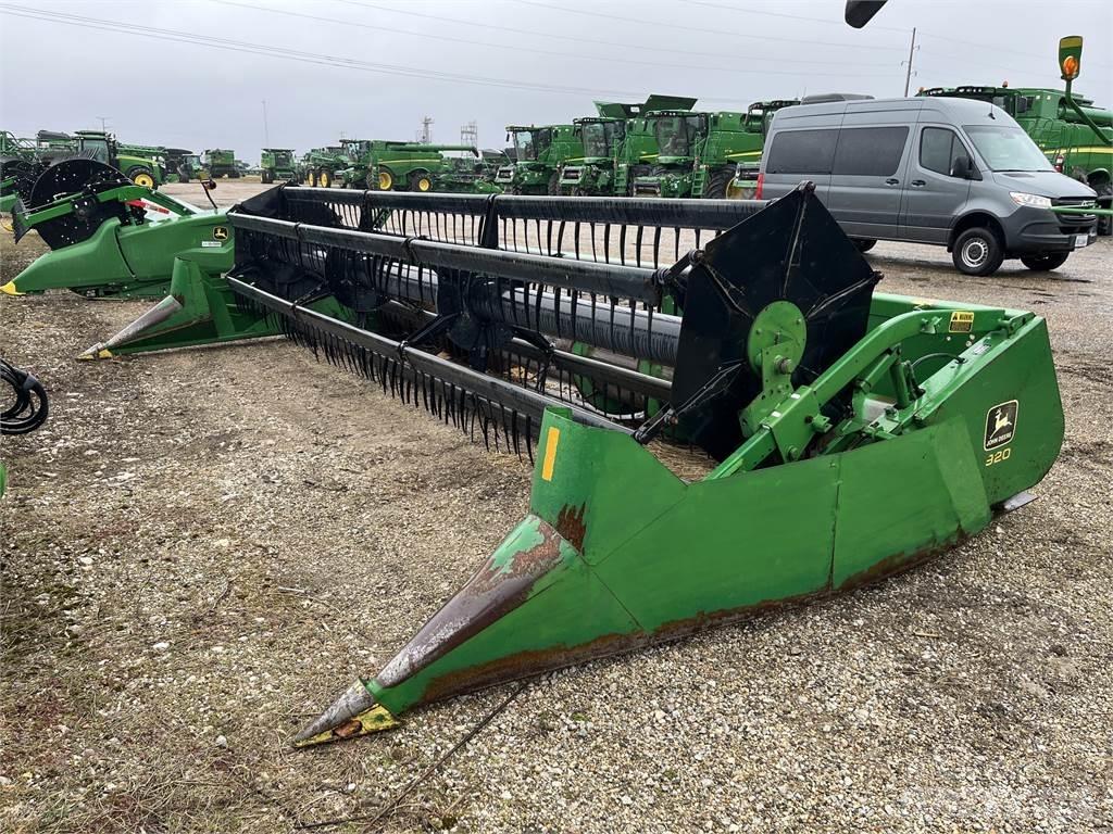 John Deere 920F Accessori per mietitrebbiatrici