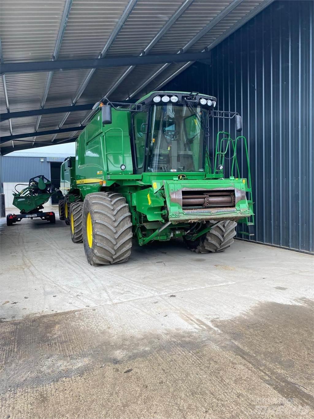 John Deere C670 Mietitrebbiatrici