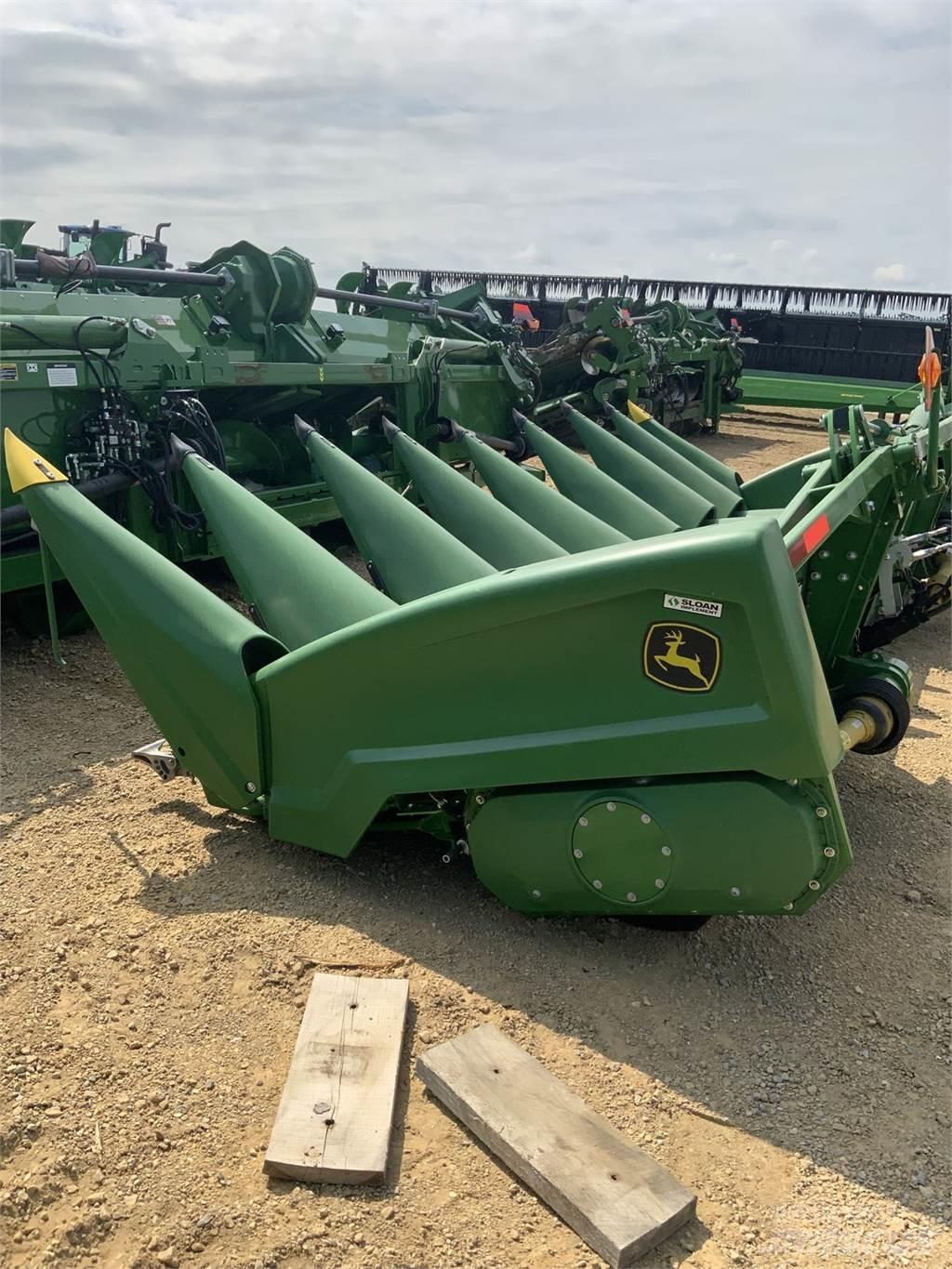John Deere C8F Accessori per mietitrebbiatrici