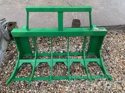 John Deere CR50 Pinze