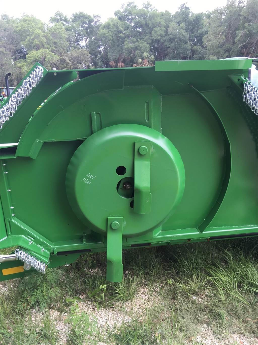 John Deere FC12E Trinciatrici, tagliatrici e srotolatrici per balle