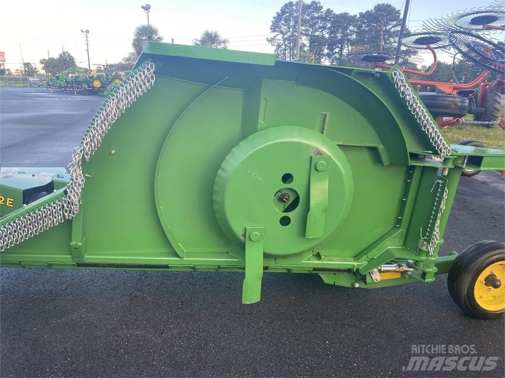 John Deere FC12E Trinciatrici, tagliatrici e srotolatrici per balle
