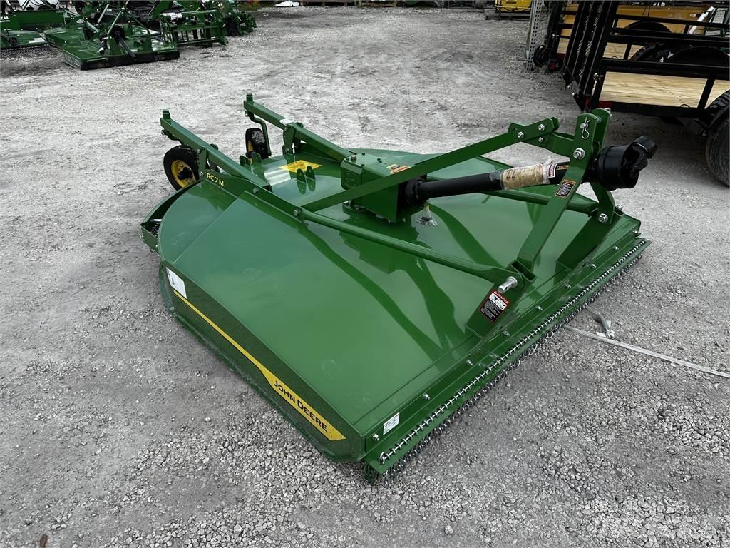 John Deere RC7M Trinciatrici, tagliatrici e srotolatrici per balle