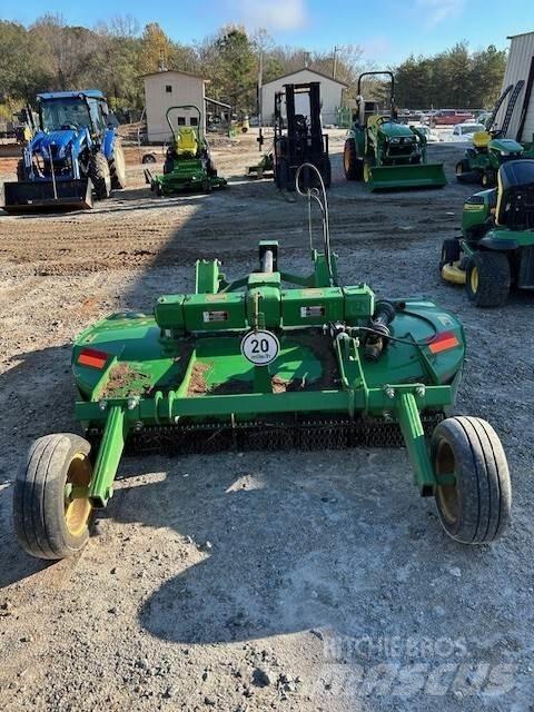 John Deere RC8M Trinciatrici, tagliatrici e srotolatrici per balle