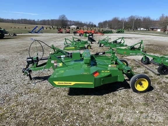 John Deere RC8M Trinciatrici, tagliatrici e srotolatrici per balle
