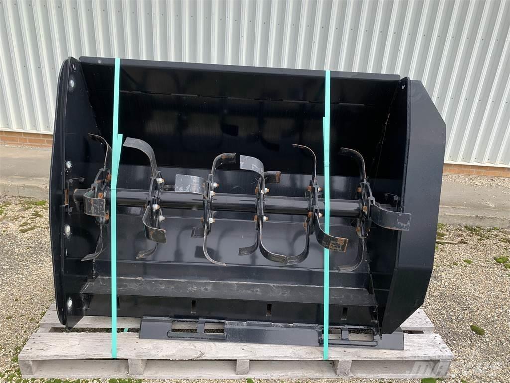 John Deere RT52 Erpici rotanti e motozappe