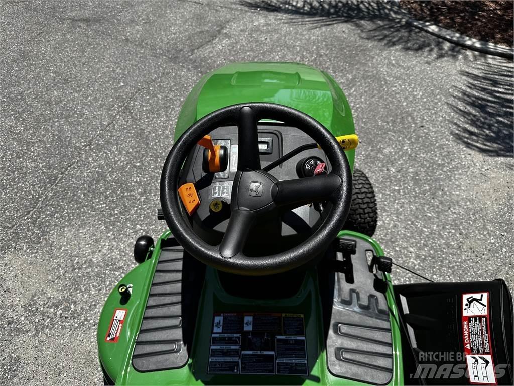 John Deere S100 Trattorini tagliaerba