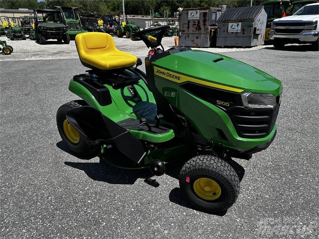 John Deere S100 Trattorini tagliaerba
