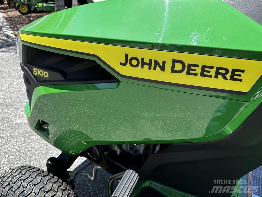 John Deere S100 Trattorini tagliaerba
