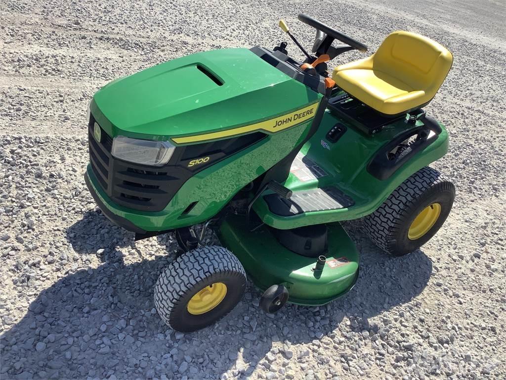 John Deere S100 Trattorini tagliaerba