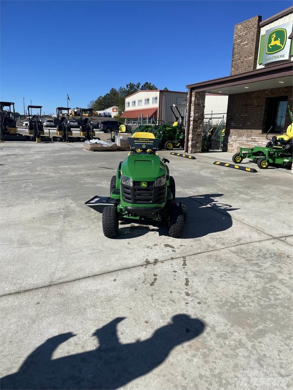 John Deere S110 Trattorini tagliaerba