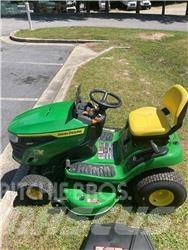 John Deere S110 Trattorini tagliaerba