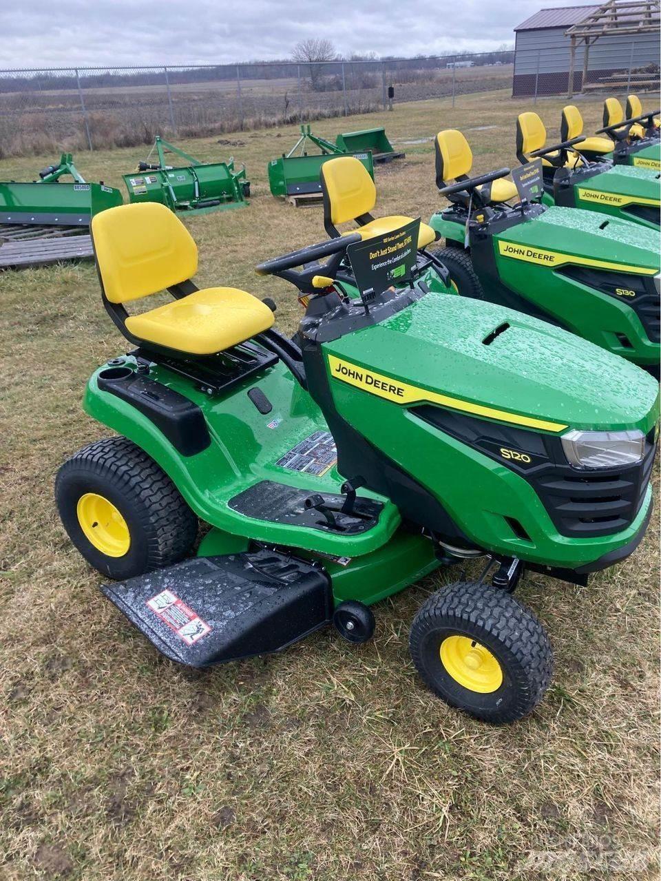 John Deere s120 Trattorini tagliaerba
