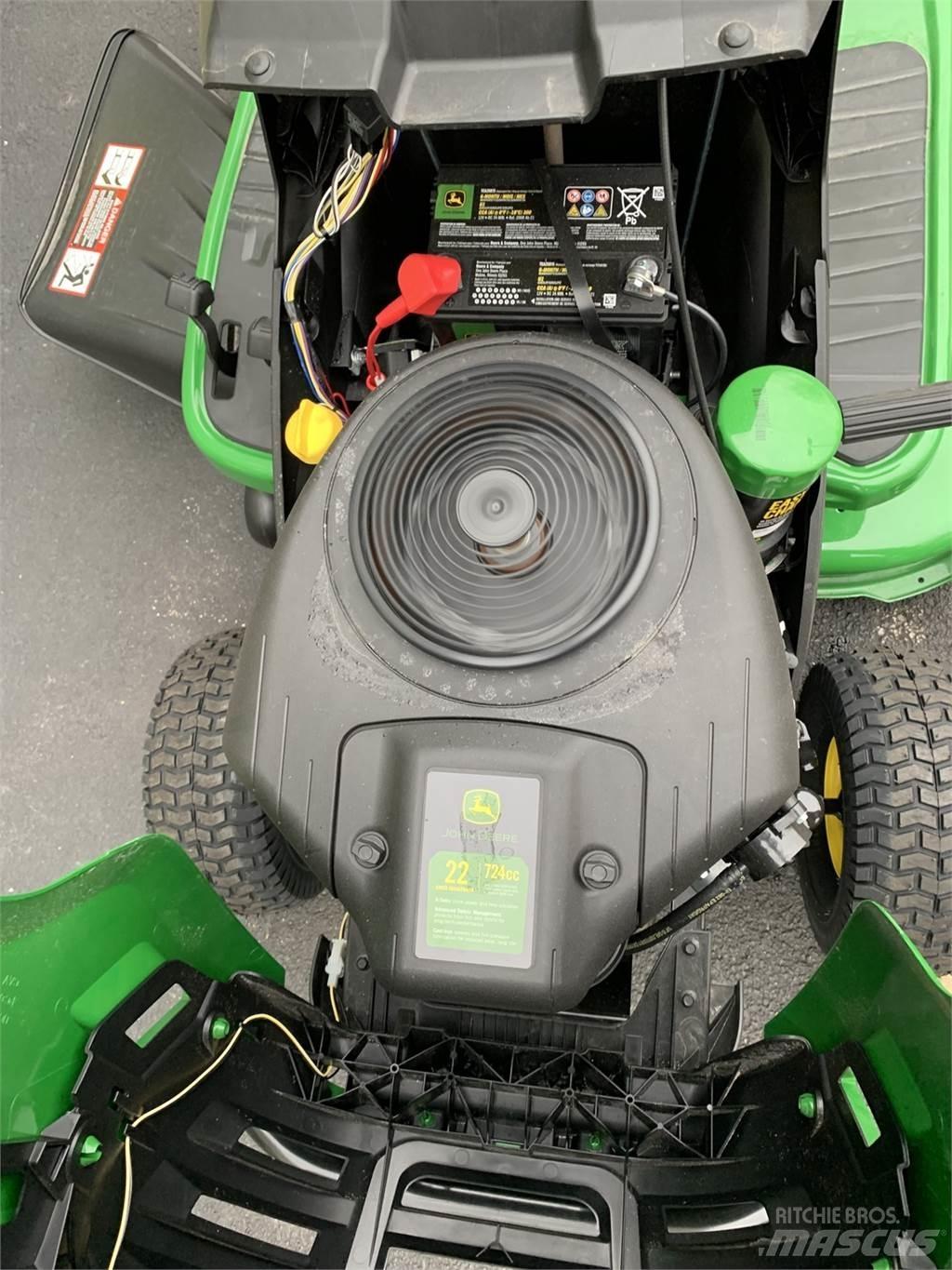 John Deere S130 Trattorini tagliaerba