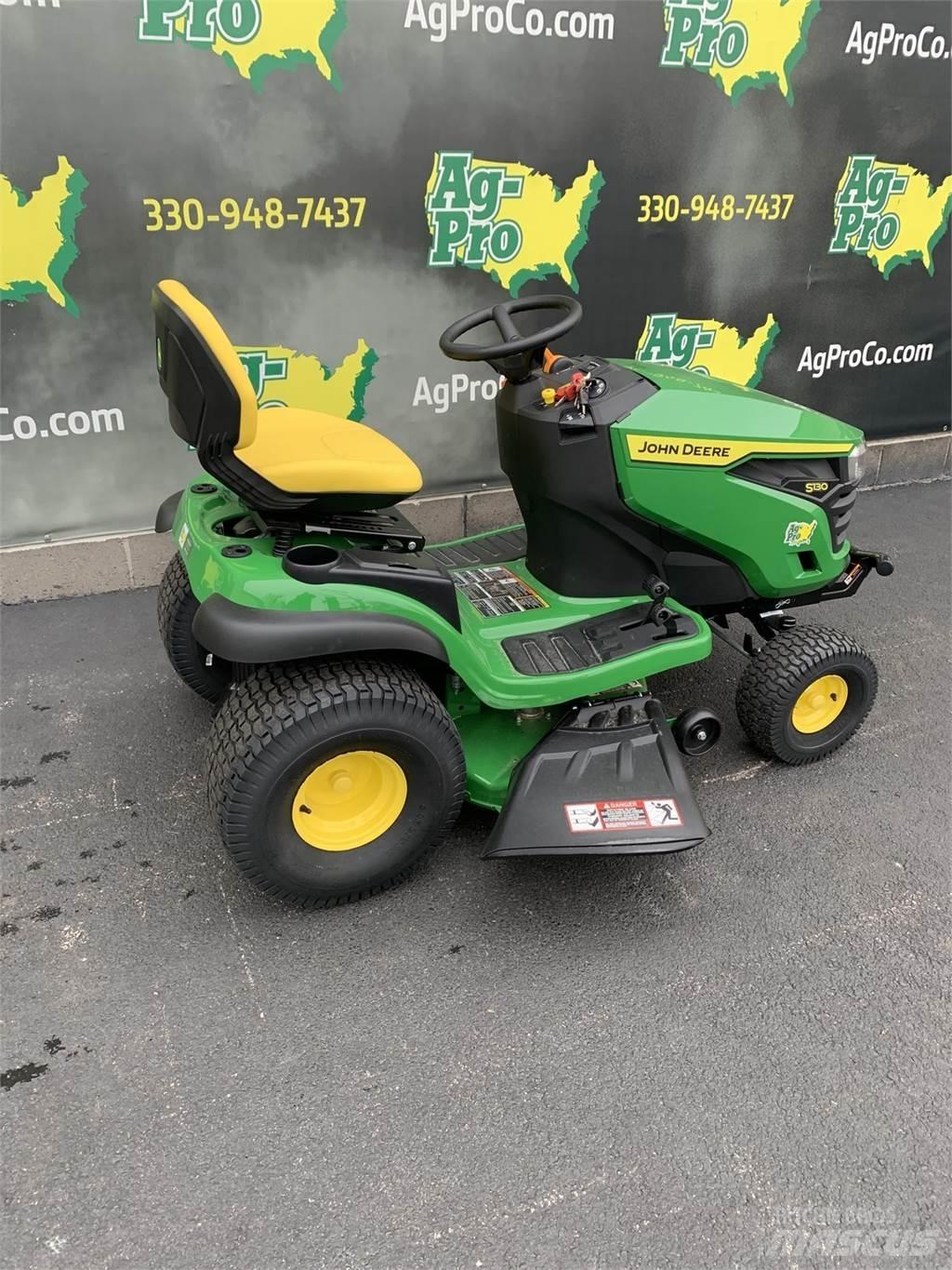 John Deere S130 Trattorini tagliaerba