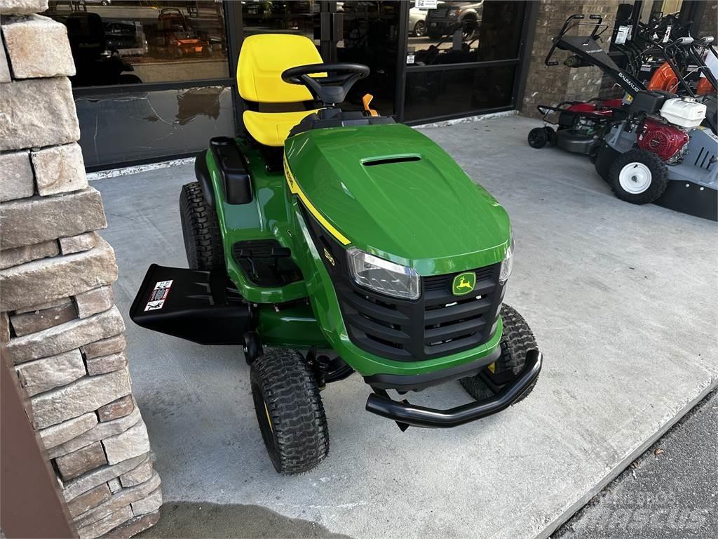 John Deere S130 Trattorini tagliaerba