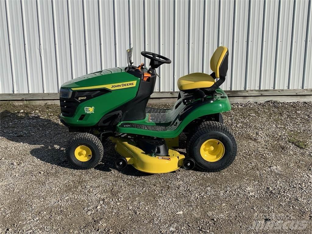 John Deere S140 Trattorini tagliaerba