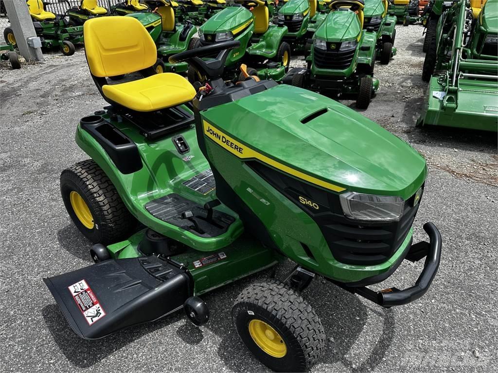 John Deere S140 Trattorini tagliaerba