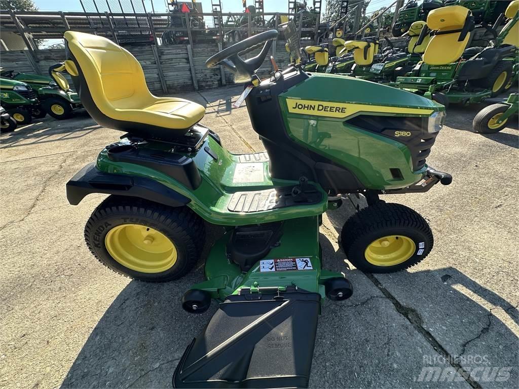 John Deere S180 Trattori compatti