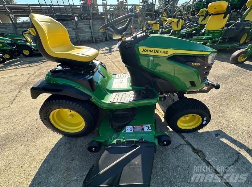 John Deere S180 Trattori compatti