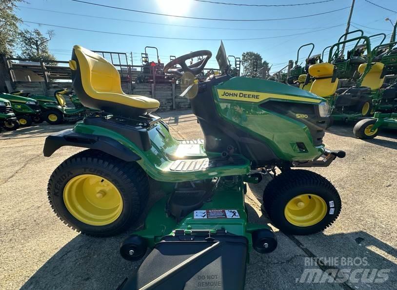 John Deere S180 Trattori compatti