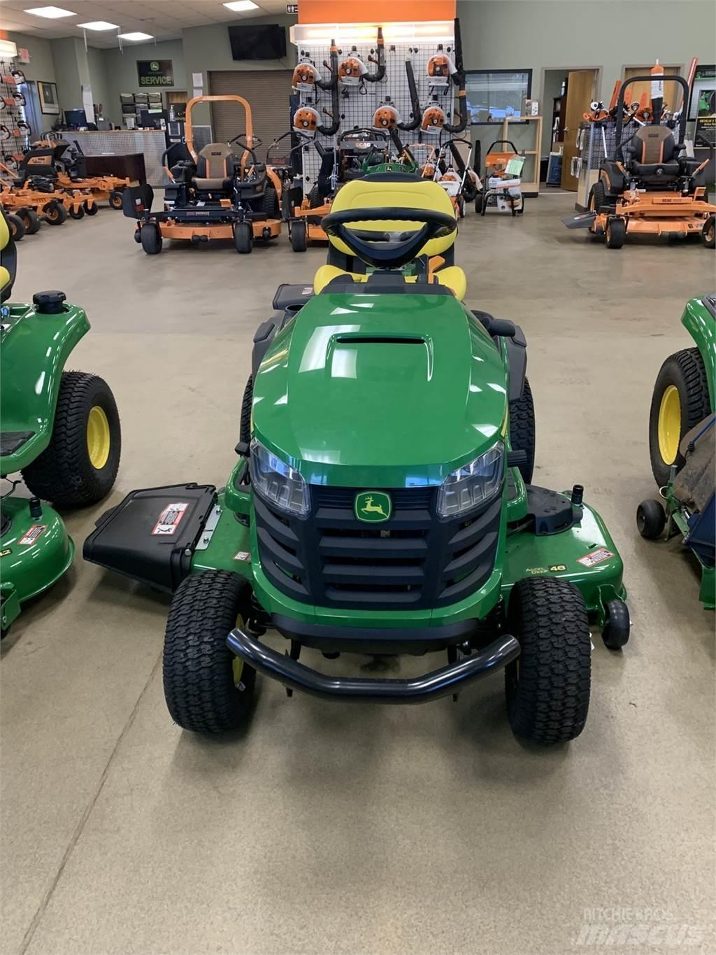 John Deere S240 Trattori compatti