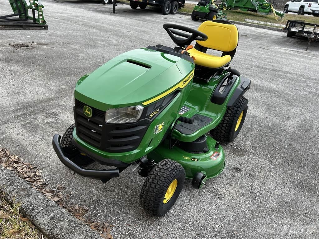 John Deere S240 Trattori compatti