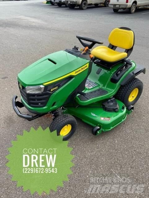 John Deere S240 Trattori compatti