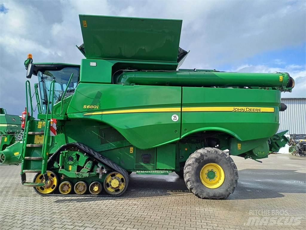 John Deere S680 Mietitrebbiatrici