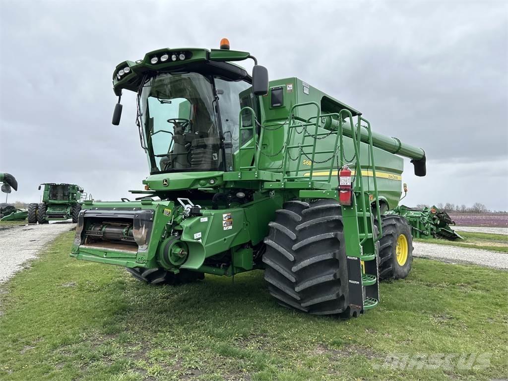 John Deere S680 Mietitrebbiatrici