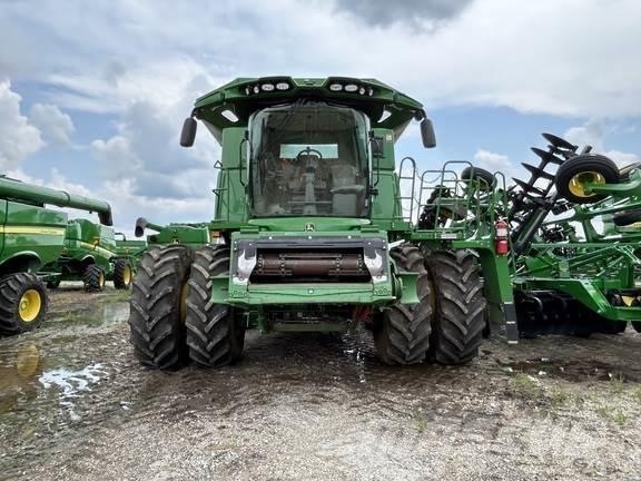 John Deere S770 Mietitrebbiatrici