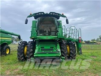 John Deere S780 Mietitrebbiatrici