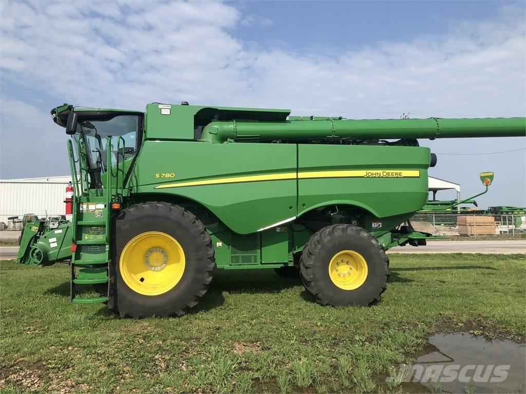 John Deere S780 Mietitrebbiatrici