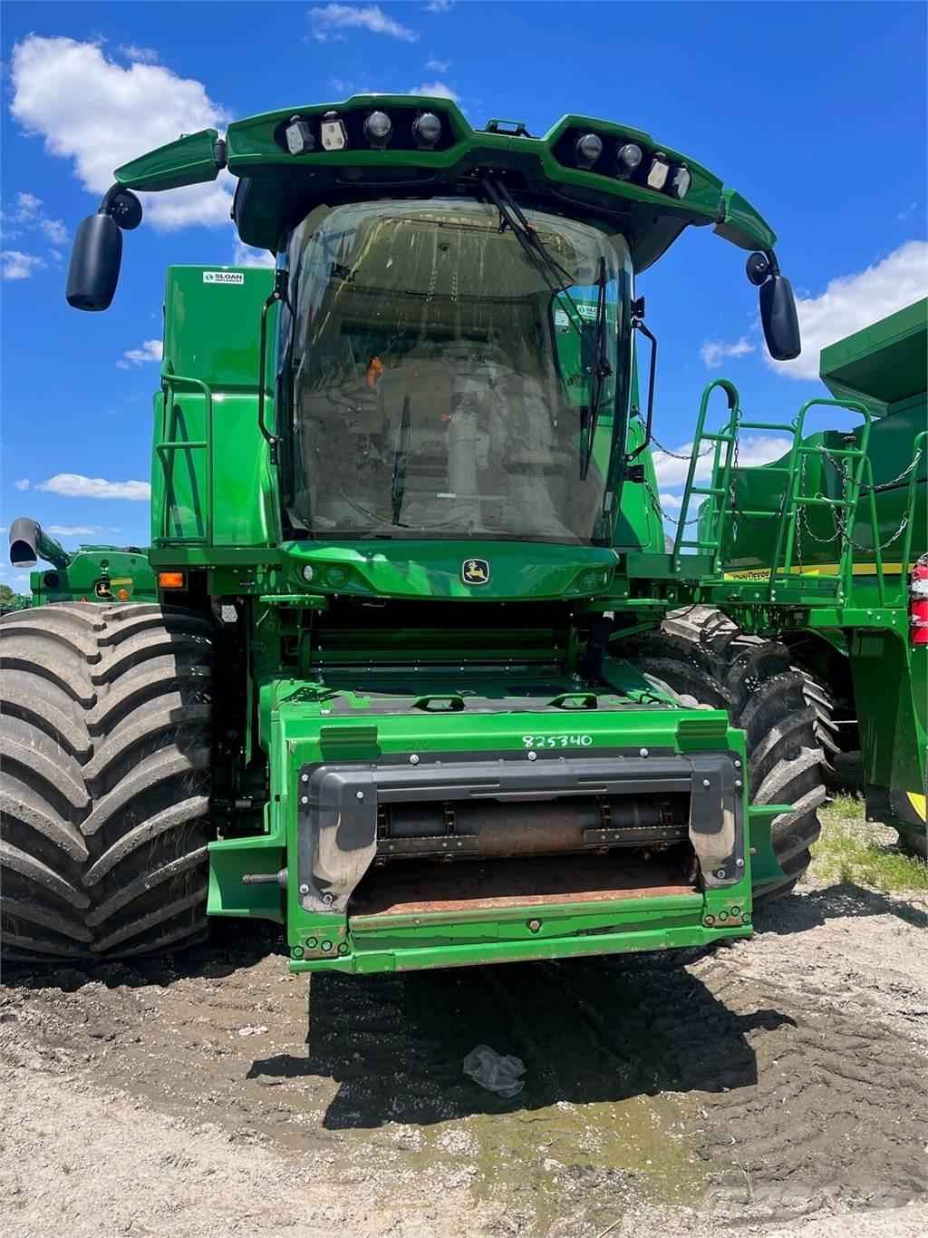 John Deere S790 Mietitrebbiatrici