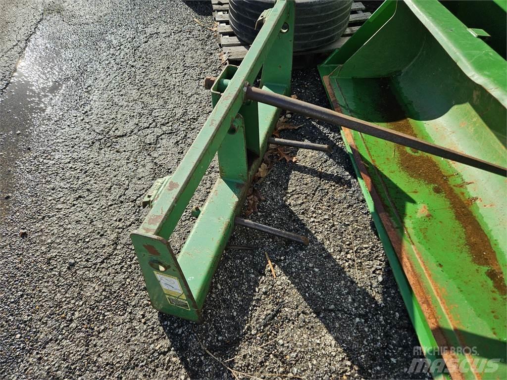 John Deere SE Altri macchinari per falciare e trinciare