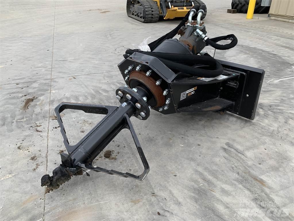 John Deere SS30 Smerigliatrici